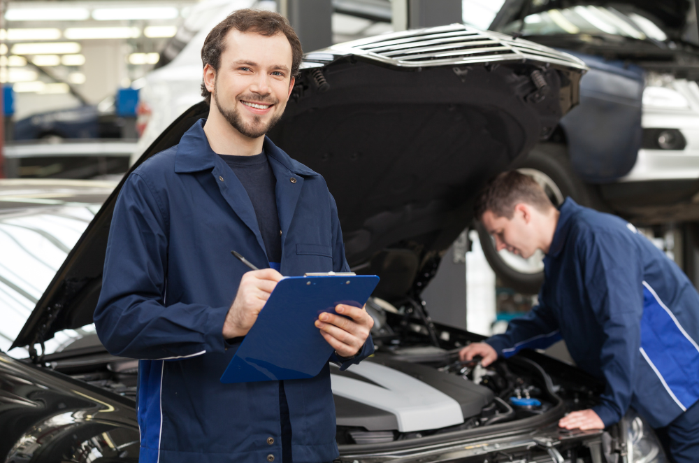 5 essential skills to become a professional auto repair technician