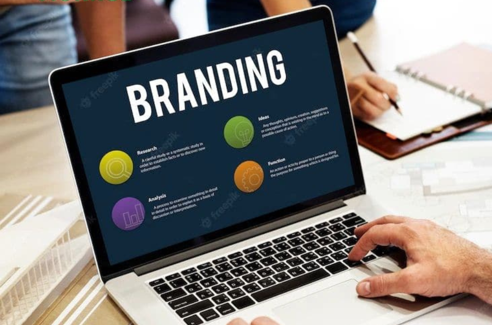 Who is a Brand Manager? What you need to know about this position.
