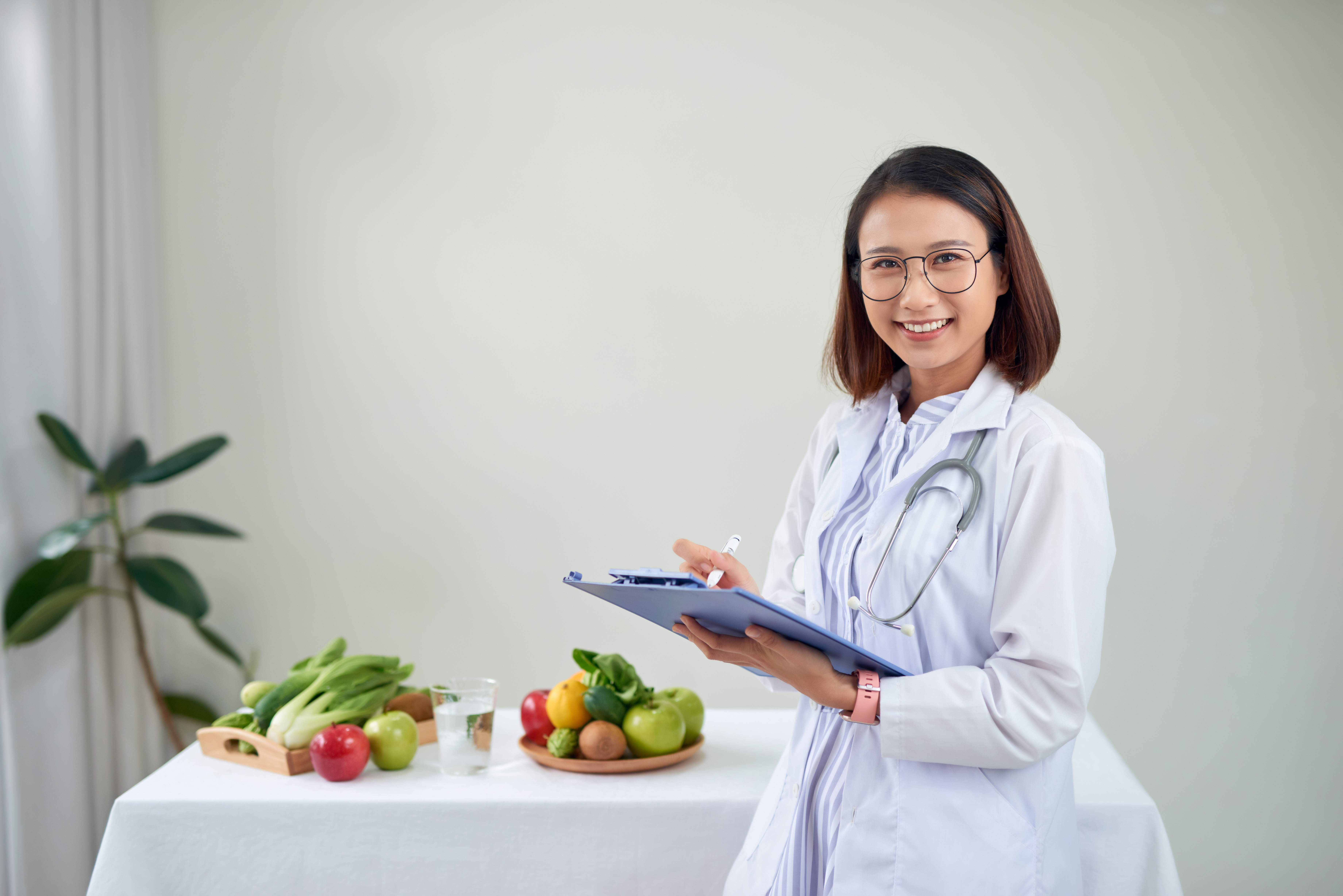 What you need to know about becoming a nutritionist