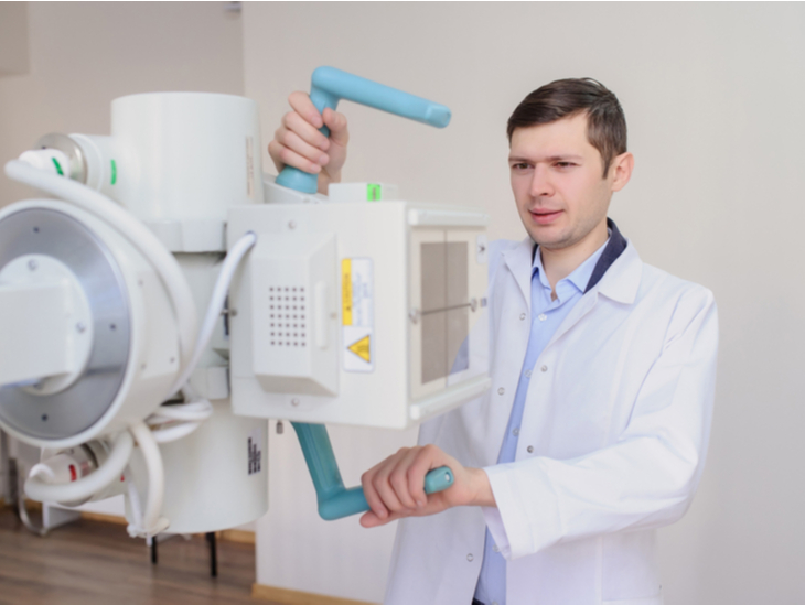 What is an X-ray technician? Duties, job opportunities and difficulties of X-ray technicians