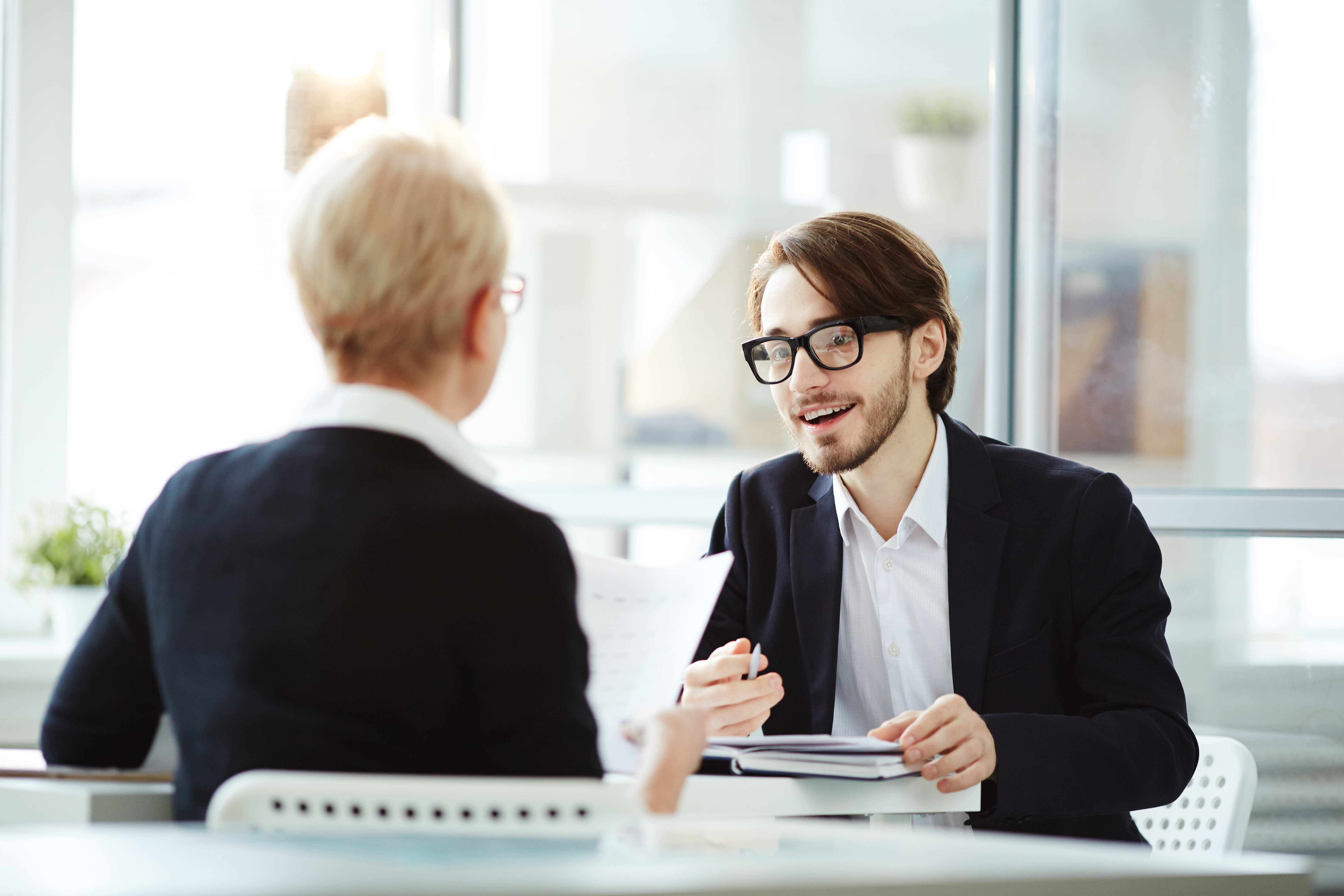 Active listening skills of the sales specialist